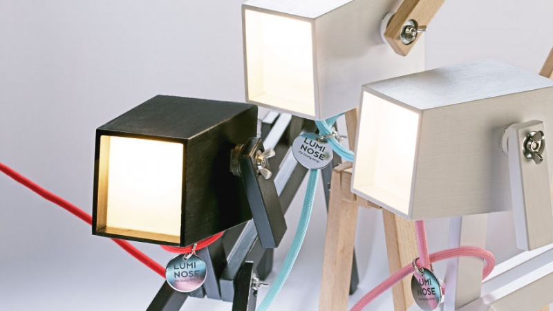 A Wooden Table Lamp That Can Flex Like A Dog