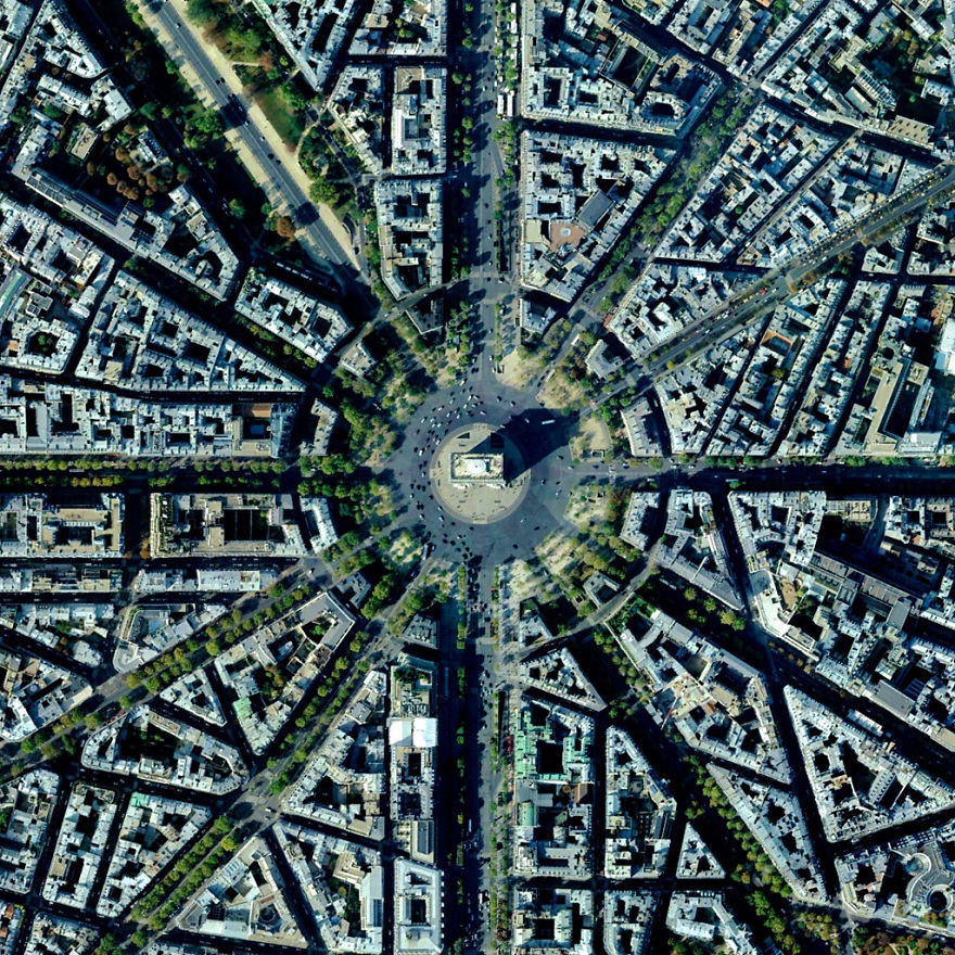 Arc de Triomphe – Paris, France