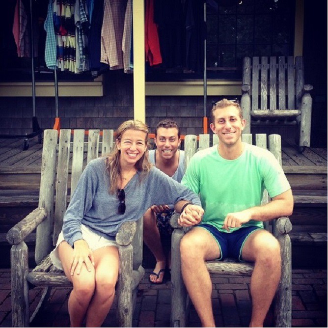 This Guy’s Instagram Account About Being A Third Wheel Is Hilarious