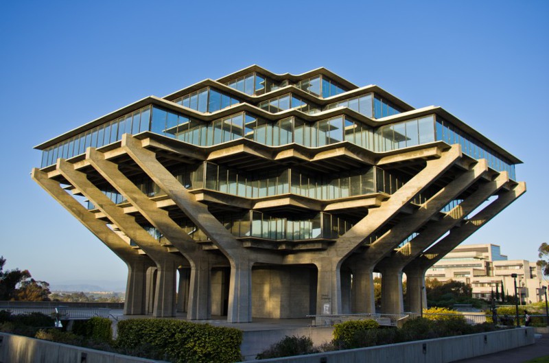 8. Geisel Library – University of California, USA