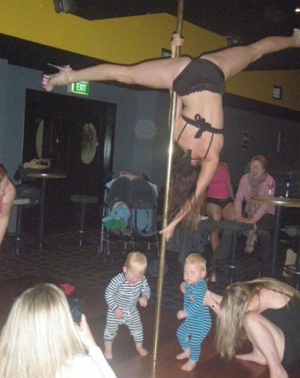 20 Of The Worst Moms You've Ever Seen.