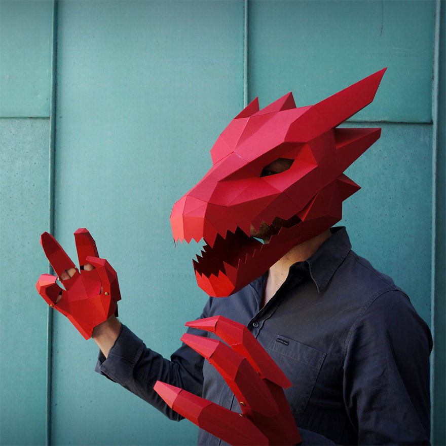 Dragon mask with claws