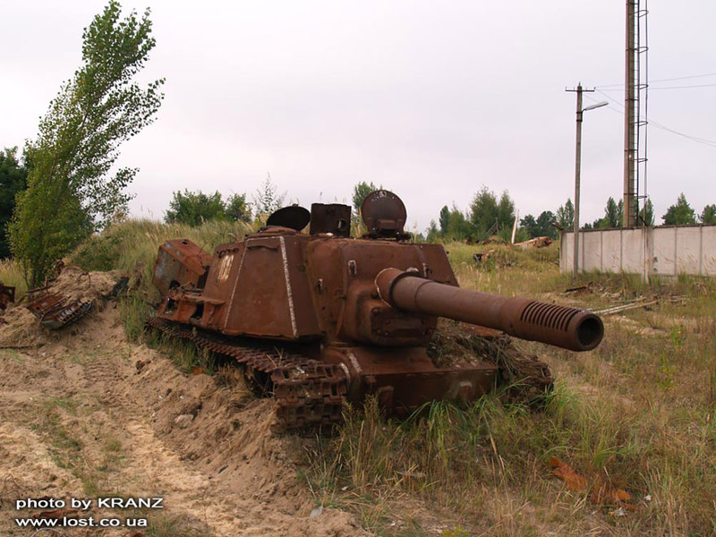 #36 Abandoned Tank Somewhere In Russia