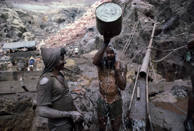 1985: Serra Pelada gold mine