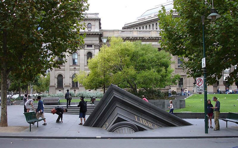 #19 Sinking Building Outside State Library, Melbourne, Australia
