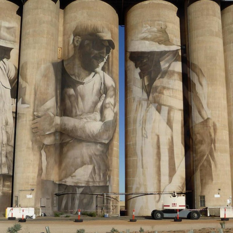 Street Artist Turns A Town Of 100 People Into Tourist Attraction By Painting Mural On Old 30m Silos
