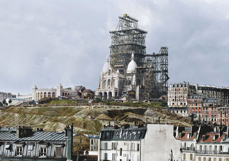 10 Colorized Photos of Famous Landmarks Under Construction