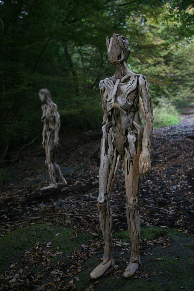  Haunting Driftwood Sculptures By Japanese Artist Nagato Iwasaki