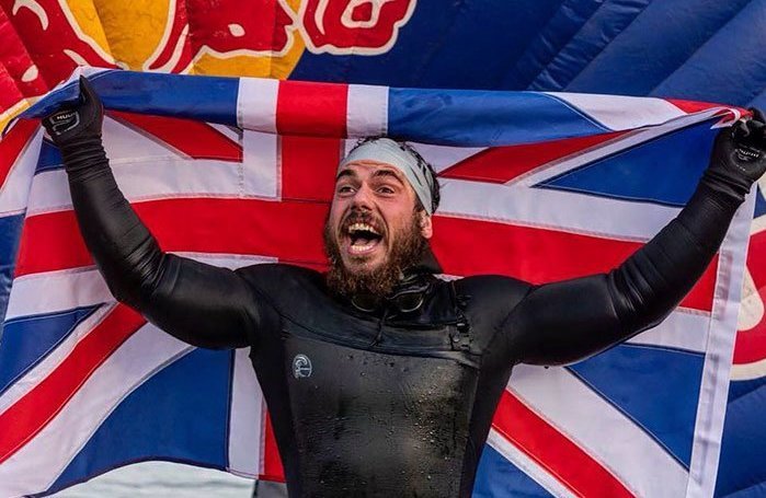 Recently a 33-year-old swimmer and fitness expert, Ross Edgley, returned from an epic 1,780-mile (2,800 km) journey
