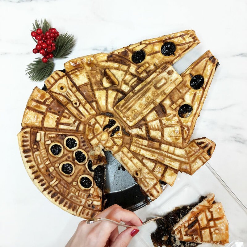 #10 Millennium Falcon From Star Wars Mince Pie