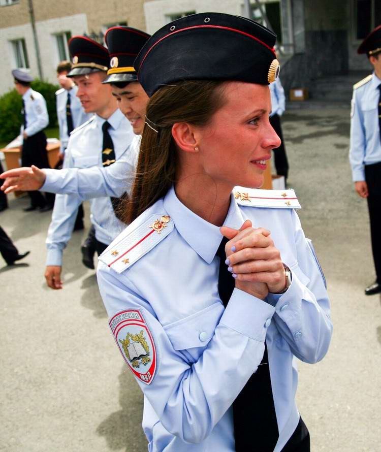 Прическа для девушки полицейского