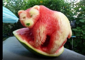 Интересные памятники и скульптуры медведей