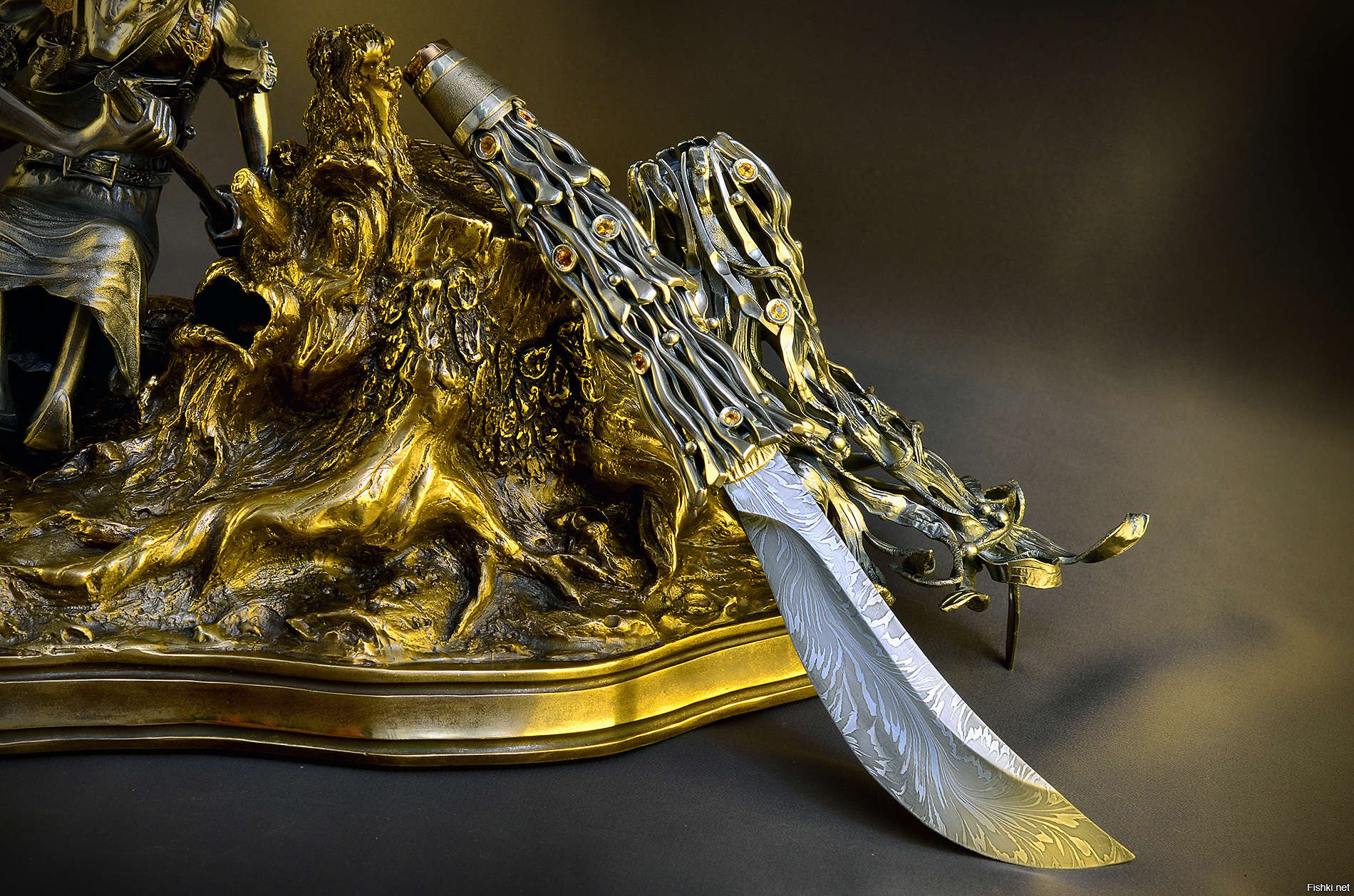 чудо юдо на ножах