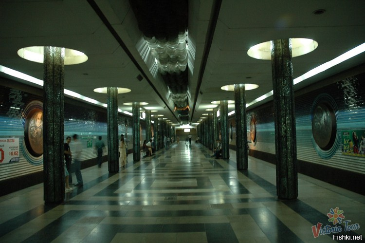 Многие в РФ удивляются тому что в Ташкенте есть метро.
