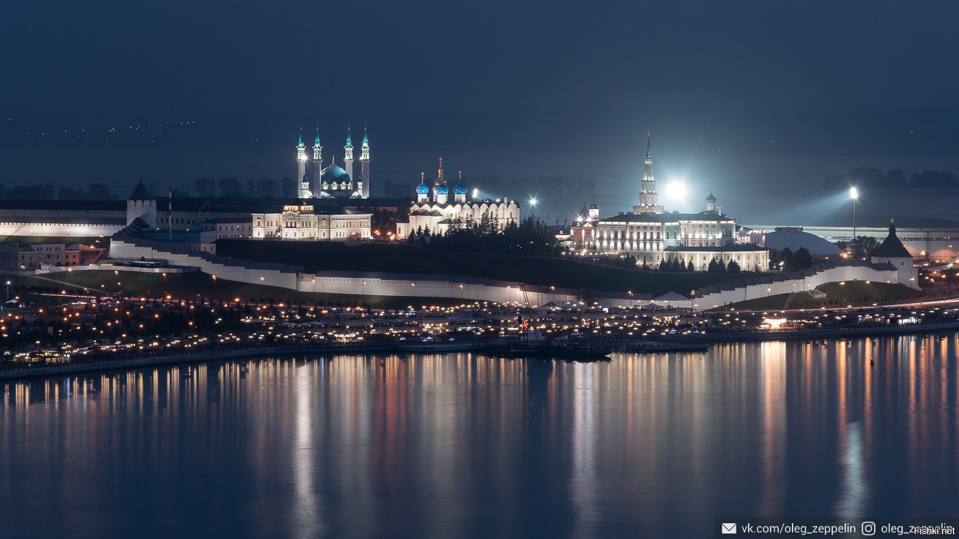 Казанский кремль ночью фото