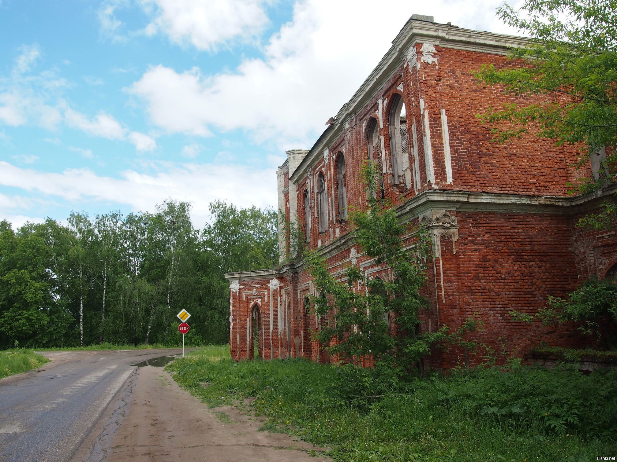 Заброшенные усадьбы россии фото