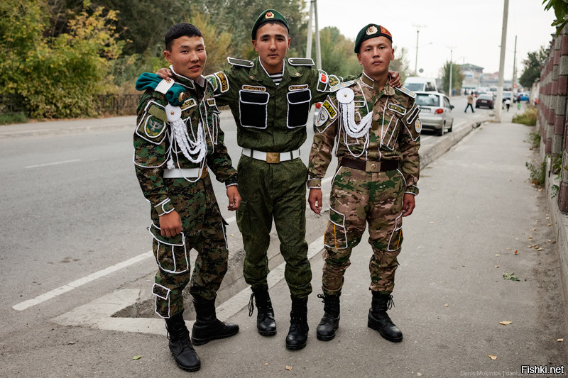 а это главкомы вооружённых сил Киргизии ?