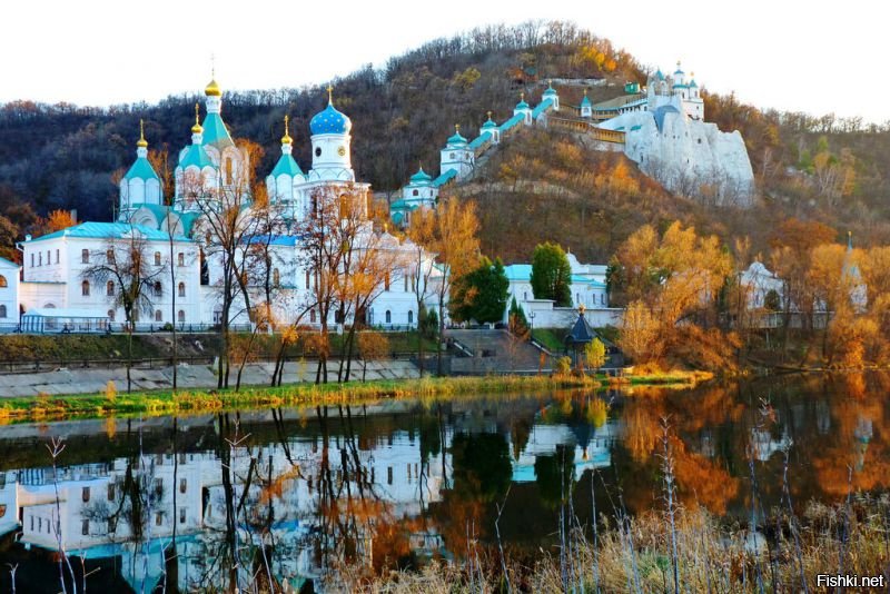 хотел святогорский монастырь фото глухих стен