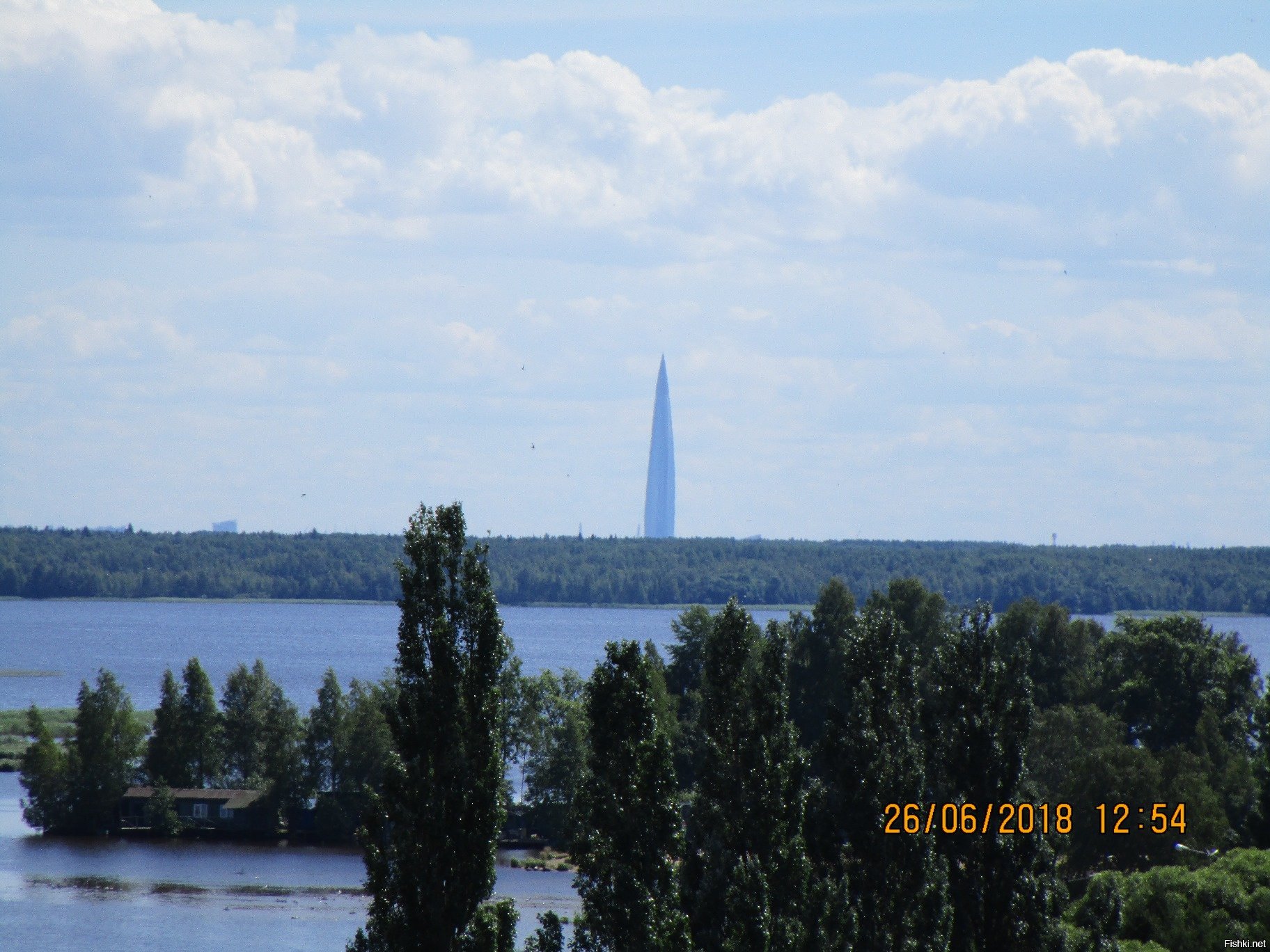 ло 61 км 177 м ад спб-ручьи нп лебяжье на г сосновый бор. дворец петра в сестрорецке. лахта-центр в санкт-петербурге. авария санкт петербург лахта центр. лахта центр вид с деревни.