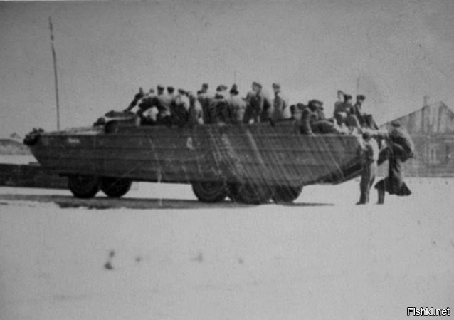 БАВ-485. Новосибирск, 1966 год. Использовались вместо автобусов, для перевозки жителей Лесоперевалки и Затона, подтопленных весенним паводком. И ещё видео с паводком 1966г в Н-ске.