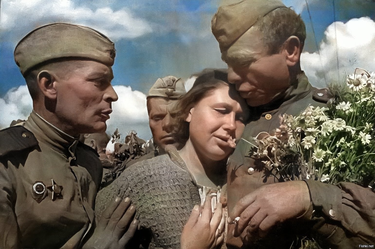 всему целый военные картинки в рекламе совсем рядом