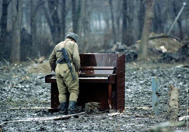Зачем во время войны американцы сбрасывали пианино с воздуха