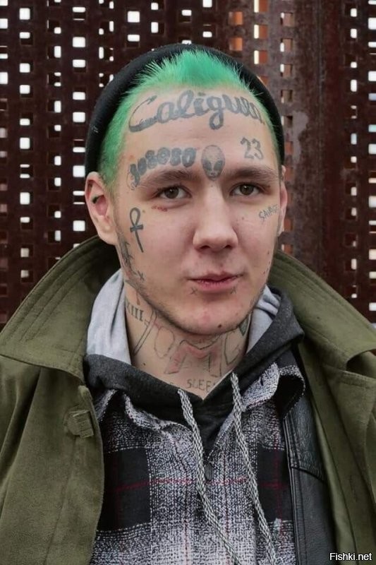 А числа на лице - это значение IQ? 
Если идиоты берут за основу MS13  - то там это название банды, это жестокая банда, выход из которой невозможен, это опасные люди, для которых законы общества не значат ничего. Значат только законы банды.
Не похоже, что разукрашенные папуасы из поста готовы убить человека. А вот свое будущее они убили.