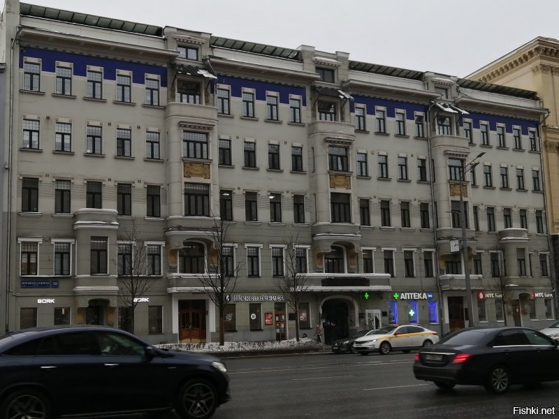 Дом 302-бис по Садовой и его обитатели