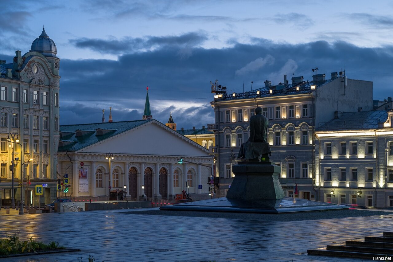 Улица Моховая Фото