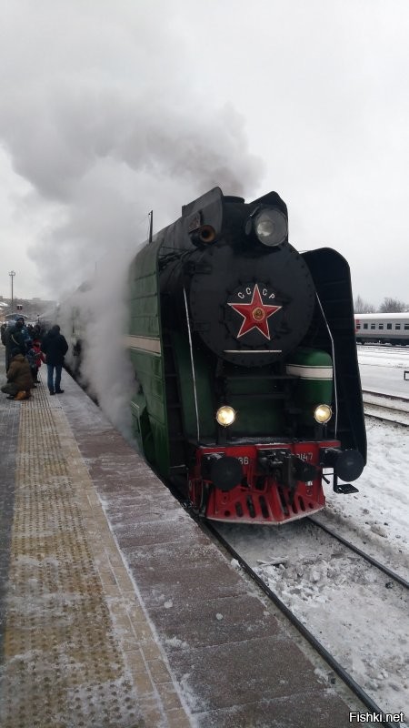 Раскупят всё ! У нас тоже пускают из Иваново  в Шую рождественский поезд +пара вагонов-ресторанов 20-30 годов ,  но билетов на него не купишь,  их раскупают тур фирмы и загоняют уже в пятеродорого !
