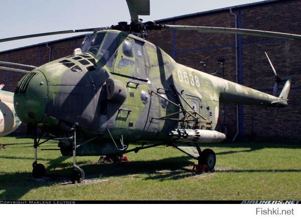"Ка-60 с нетерпением ожидают в армейской авиации, они должны заменить хорошие, но морально состарившиеся вертолеты Ми-4."

Этих Ми-4?